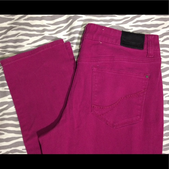 DKNY Skinny Jeans. Sz8 - Picture 1 of 6